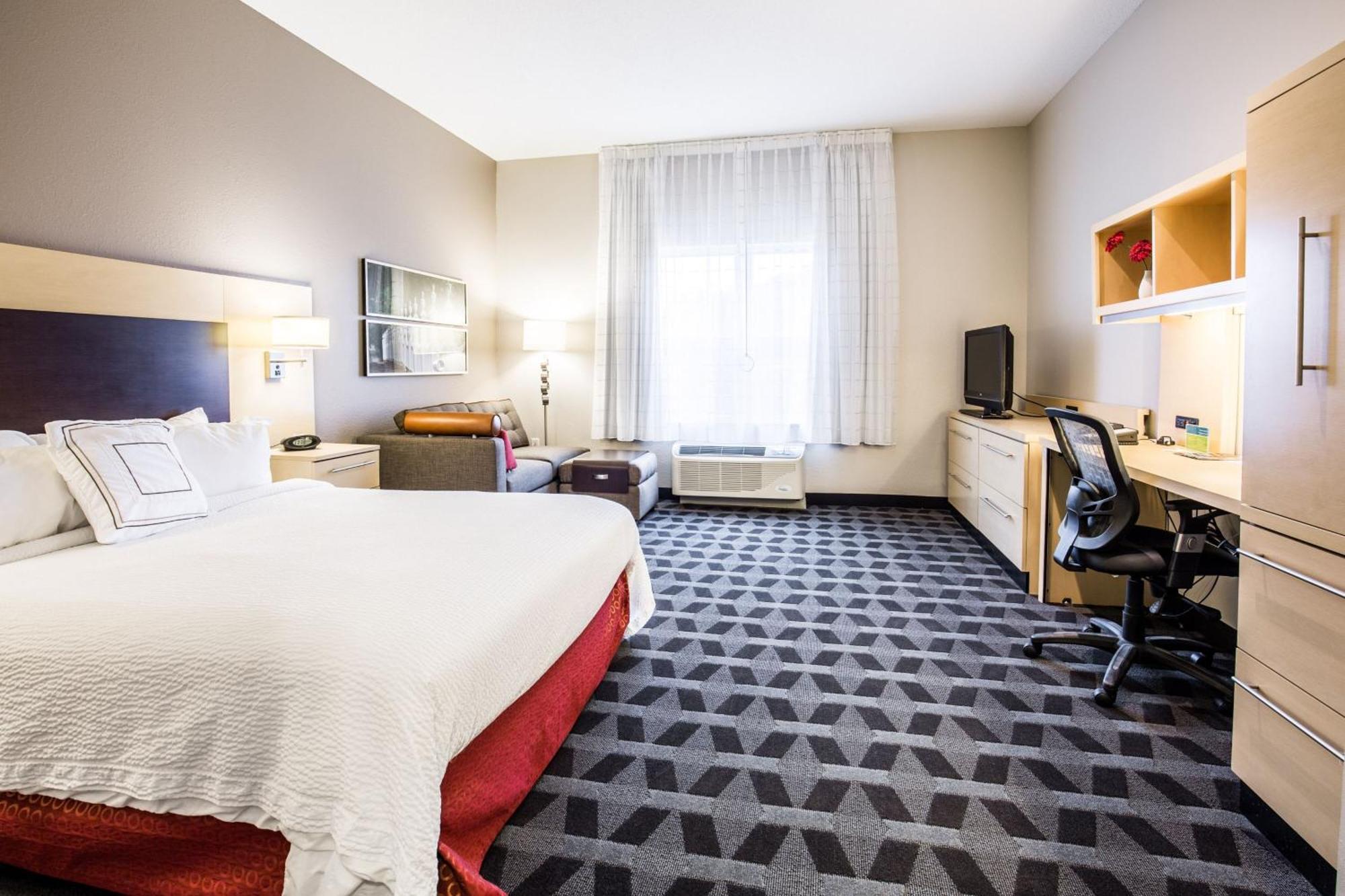 Towneplace Suites By Marriott Gilford Dış mekan fotoğraf
