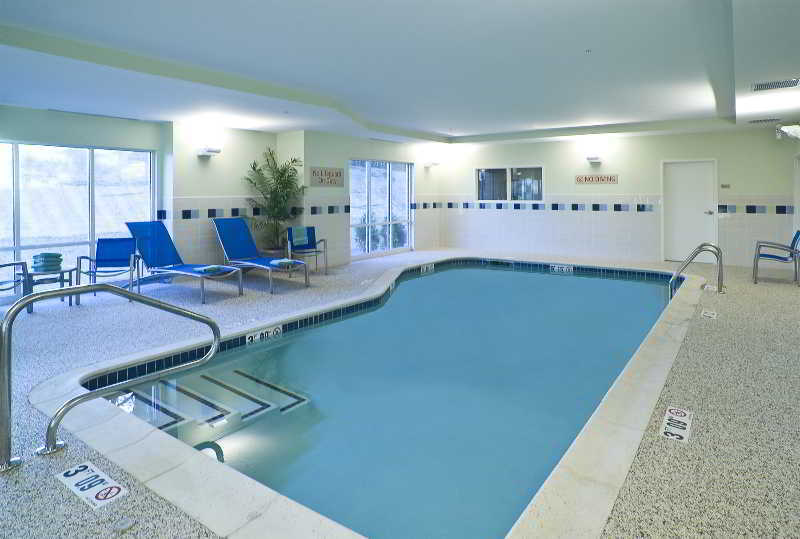 Towneplace Suites By Marriott Gilford Dış mekan fotoğraf