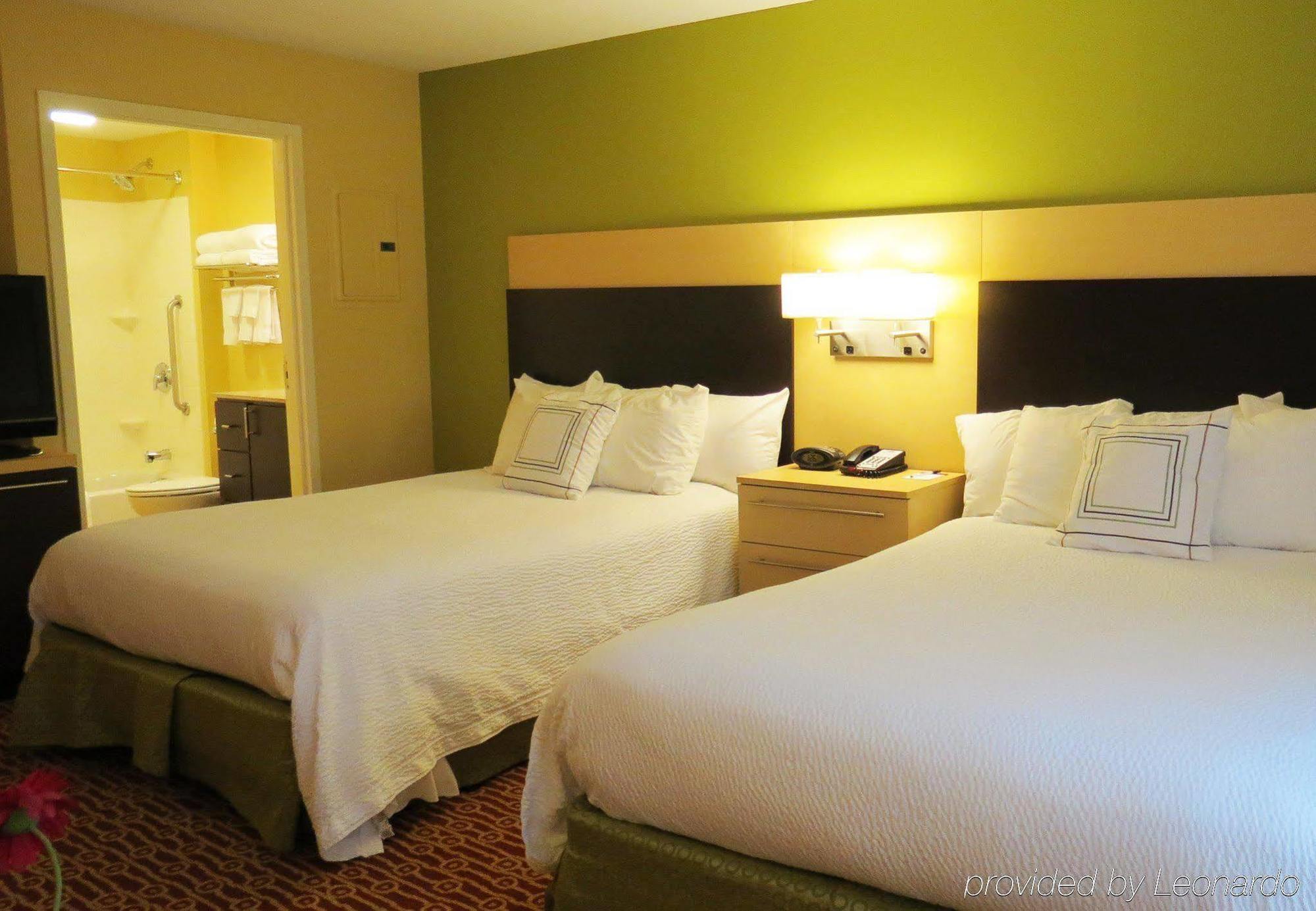 Towneplace Suites By Marriott Gilford Dış mekan fotoğraf
