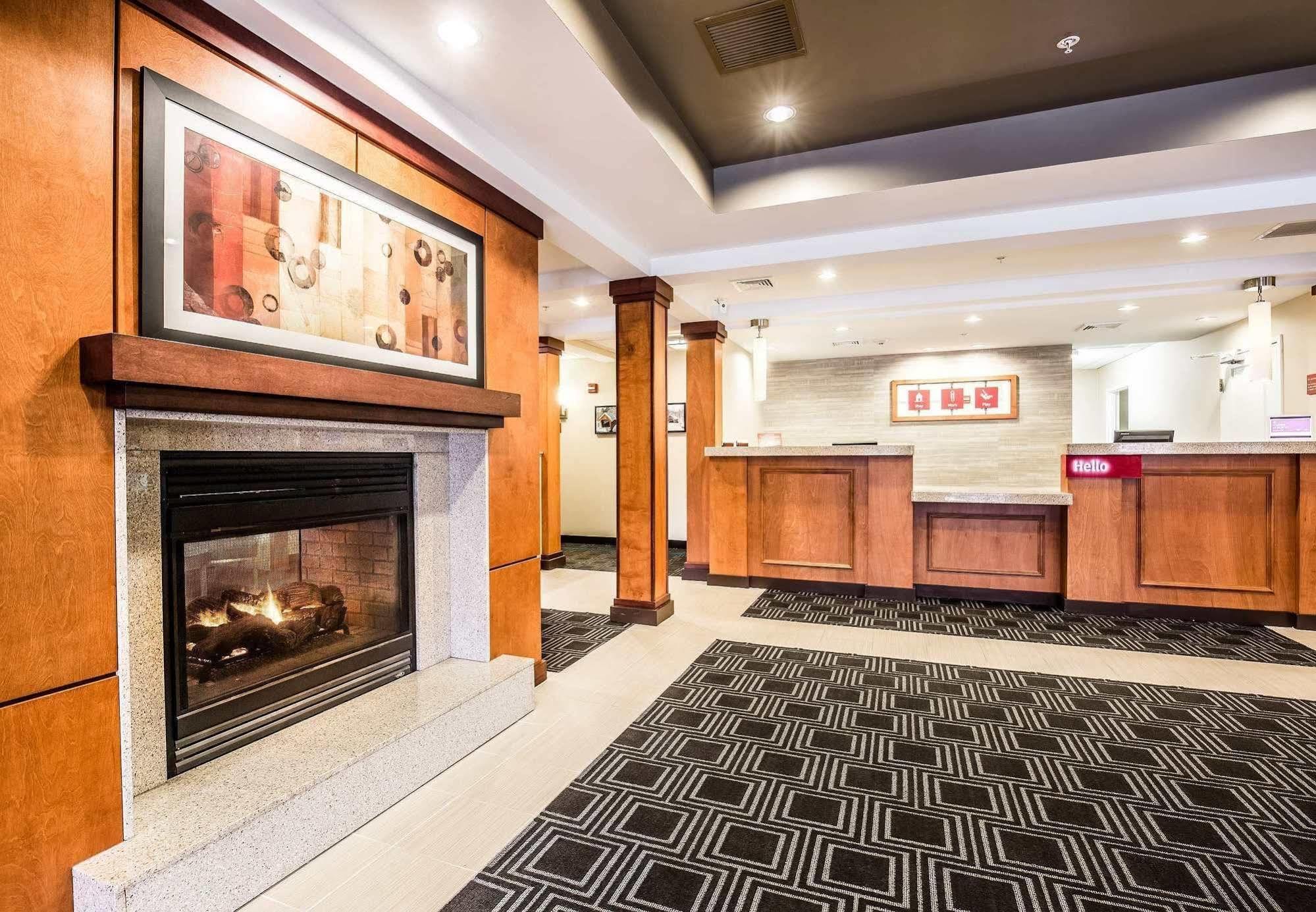 Towneplace Suites By Marriott Gilford Dış mekan fotoğraf