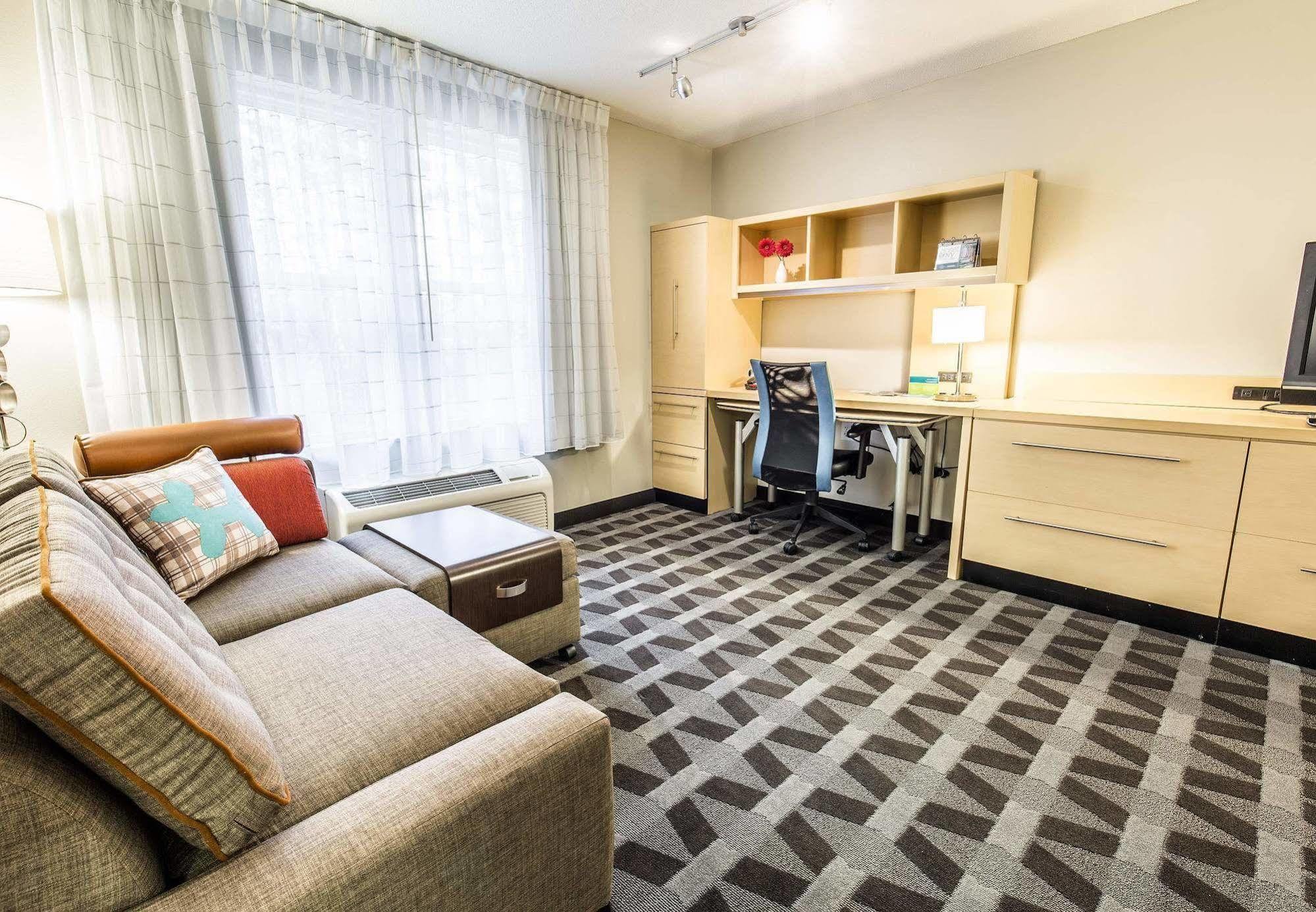 Towneplace Suites By Marriott Gilford Dış mekan fotoğraf