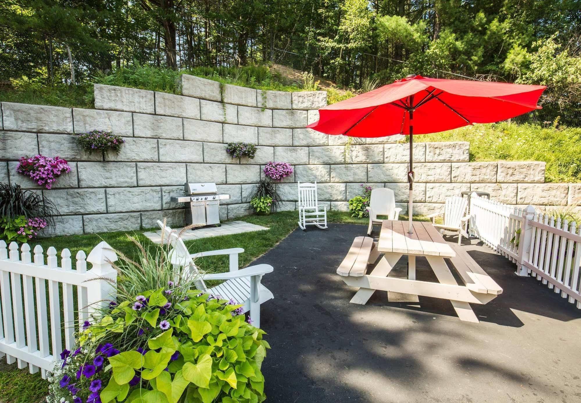 Towneplace Suites By Marriott Gilford Dış mekan fotoğraf